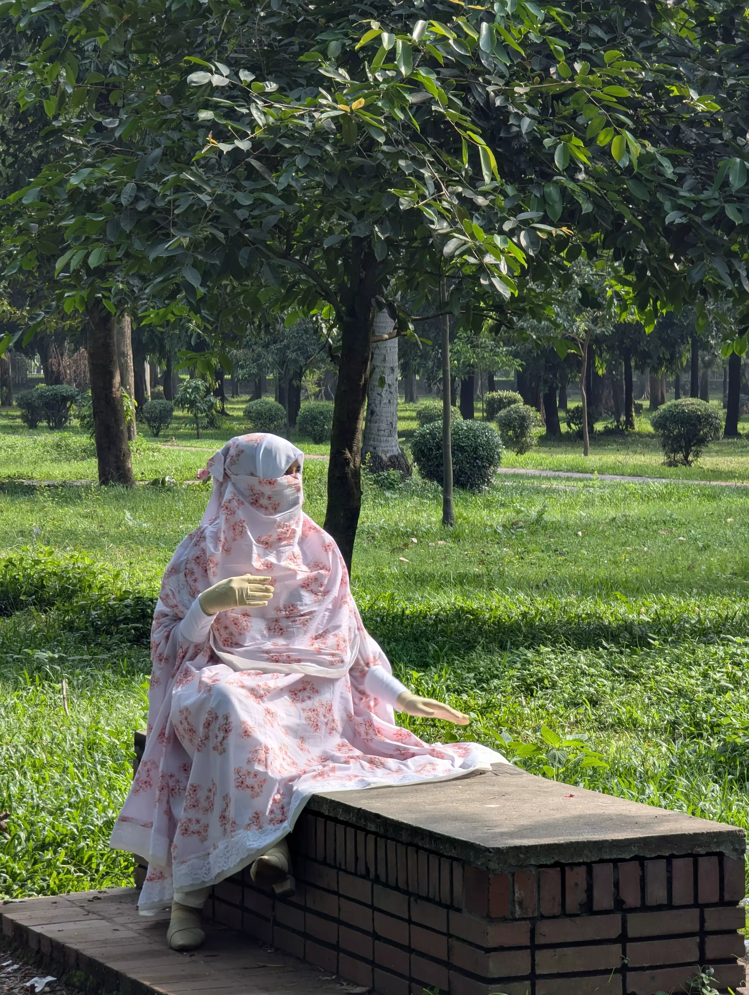 Tahiyaa-Khimar-Red